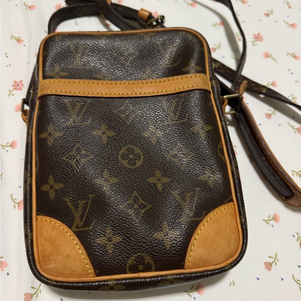 Authentic Louis Vuitton Brown Monogram Crossbody Bag